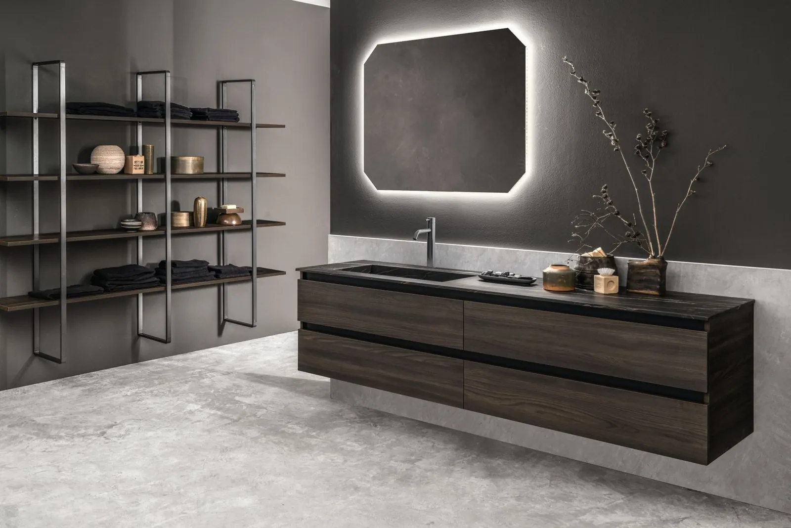 Wall-hung unit and illuminated mirror · © Synergie Bagni